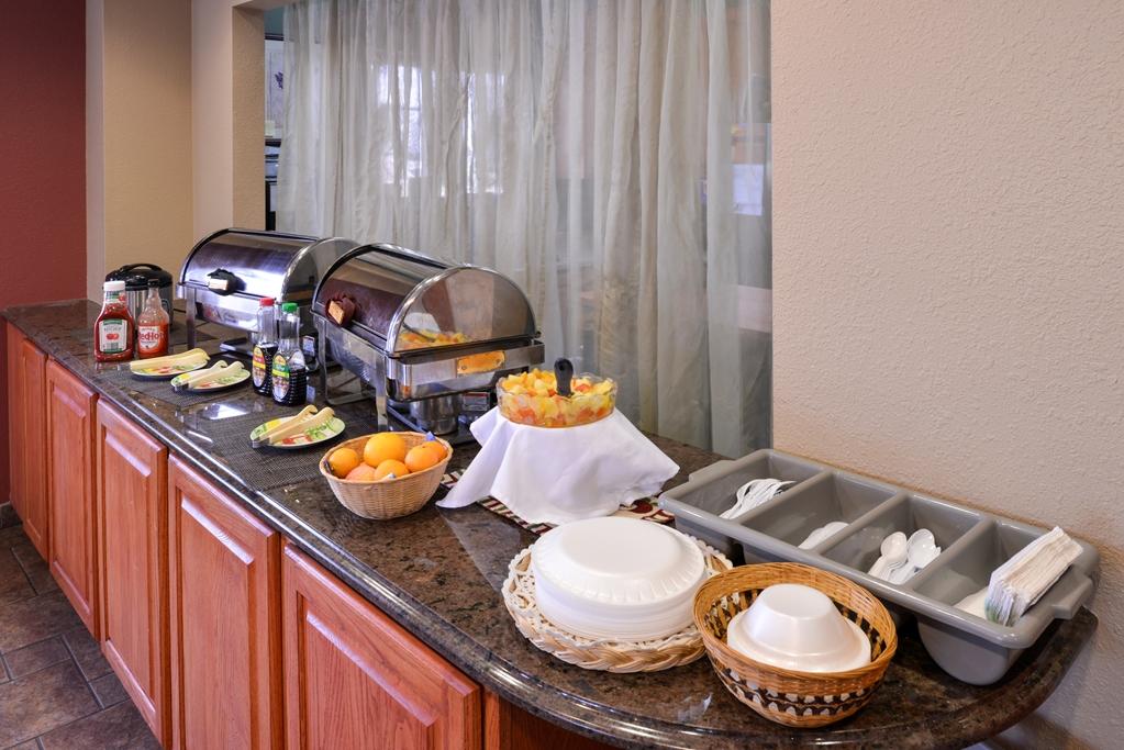 Country Hearth Inn & Suites Edwardsville Fasiliteter bilde