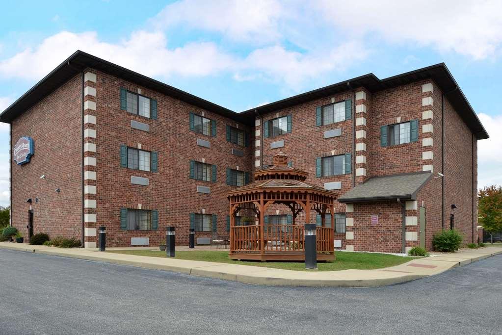 Country Hearth Inn & Suites Edwardsville Eksteriør bilde