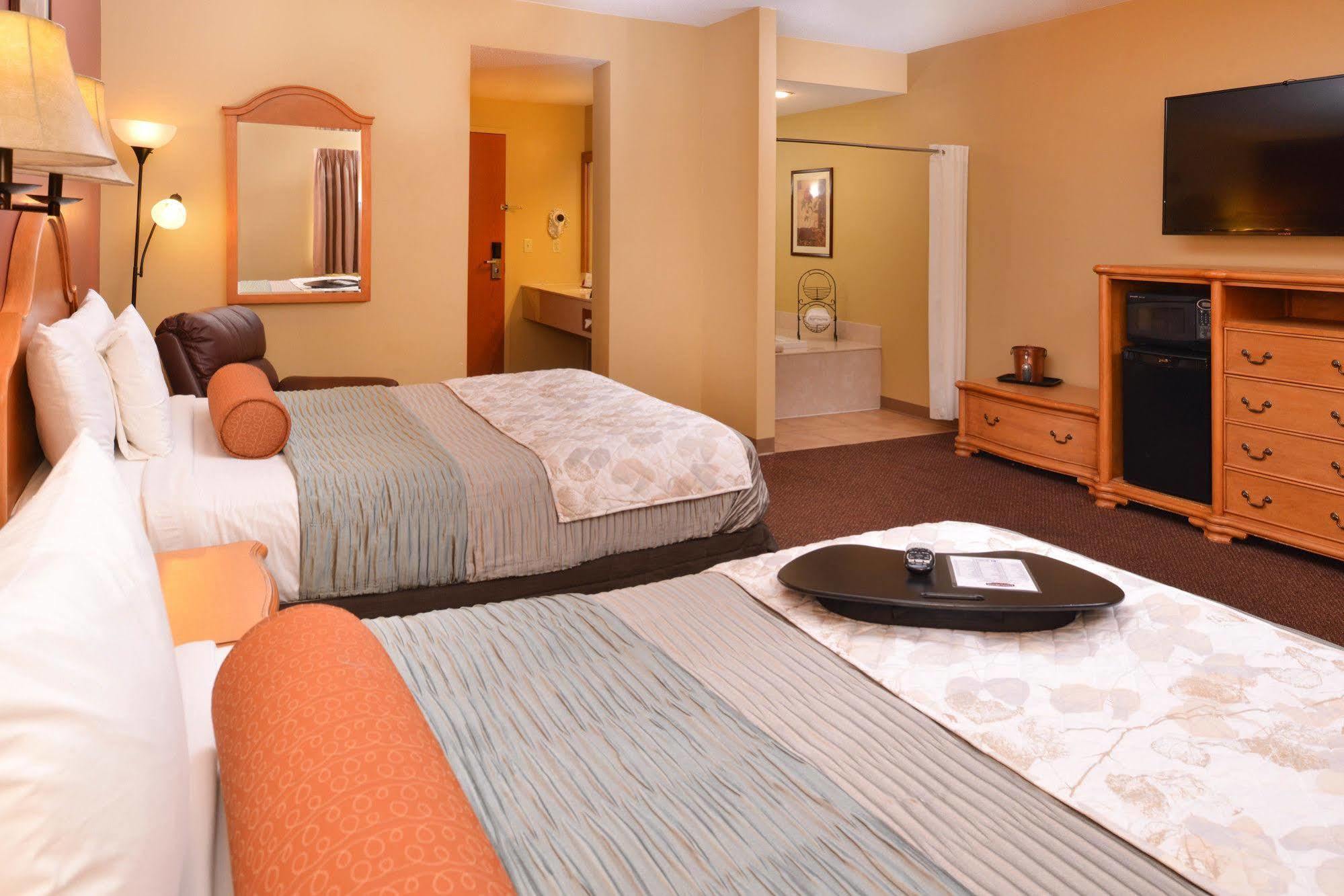 Country Hearth Inn & Suites Edwardsville Eksteriør bilde