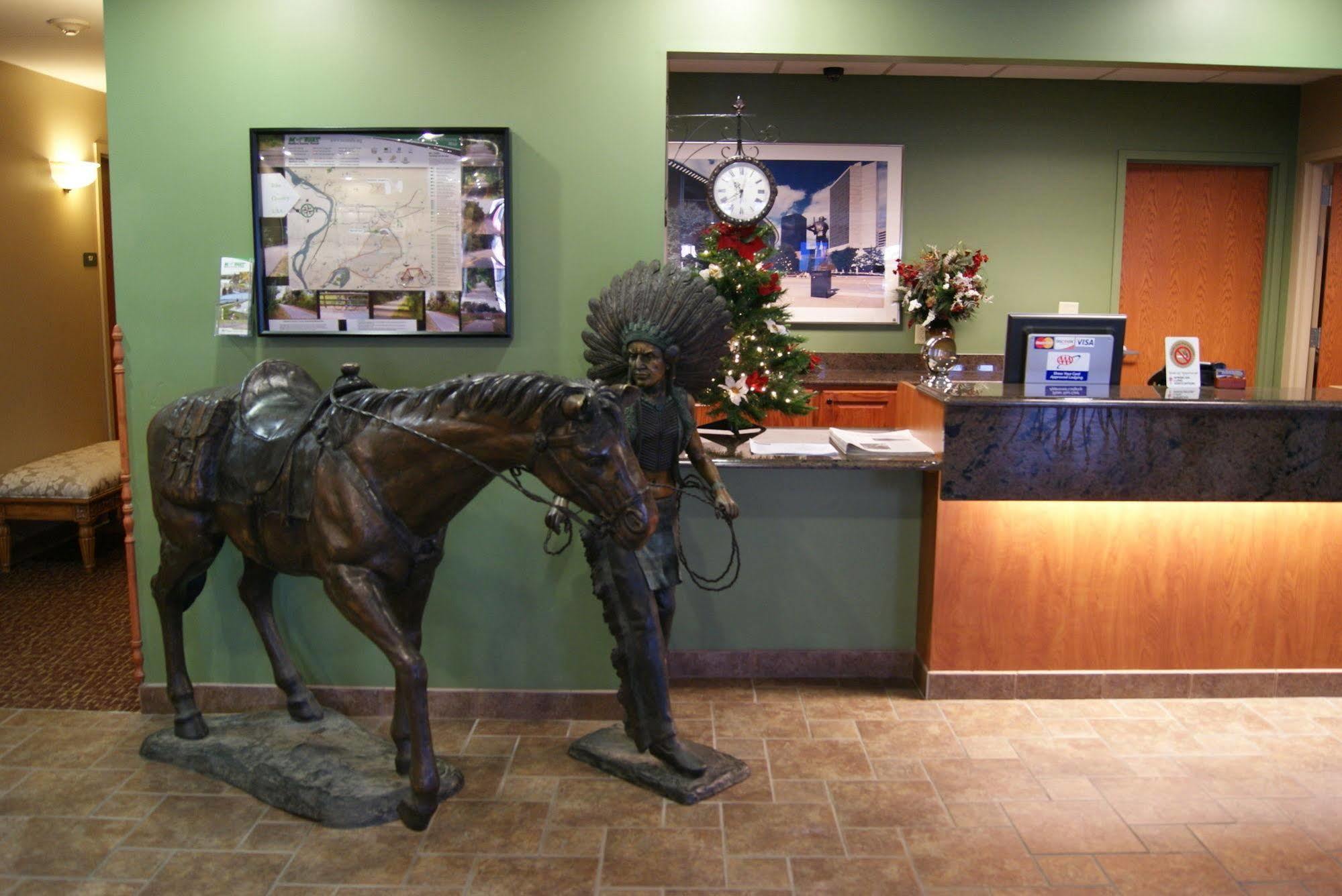 Country Hearth Inn & Suites Edwardsville Eksteriør bilde