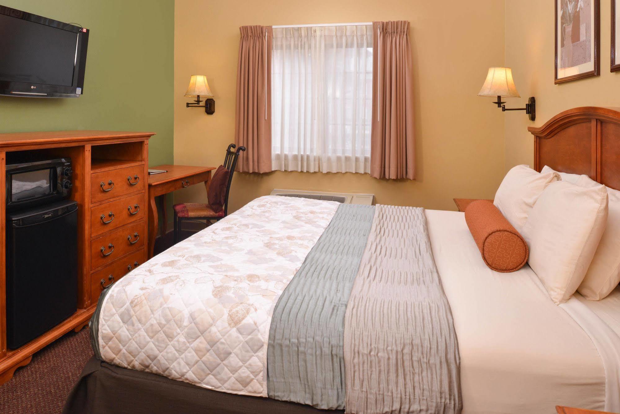 Country Hearth Inn & Suites Edwardsville Eksteriør bilde