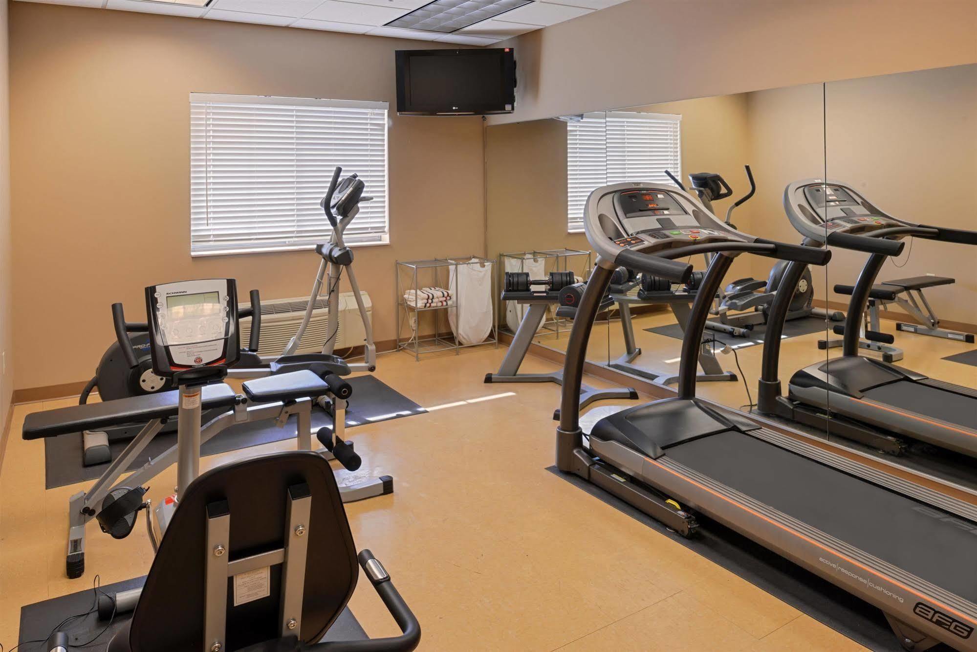 Country Hearth Inn & Suites Edwardsville Eksteriør bilde