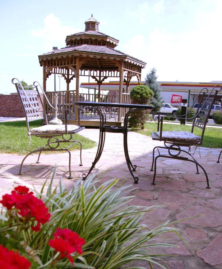 Country Hearth Inn & Suites Edwardsville Eksteriør bilde
